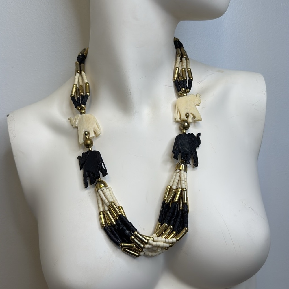 Elephant Charm Beaded Necklace - Black and Cream